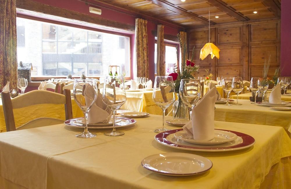 Hotel Chalet Bassibe Baqueira Beret Zewnętrze zdjęcie