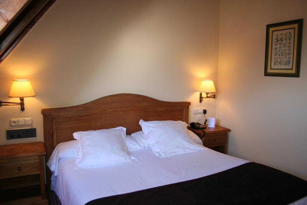 Hotel Chalet Bassibe Baqueira Beret Zewnętrze zdjęcie