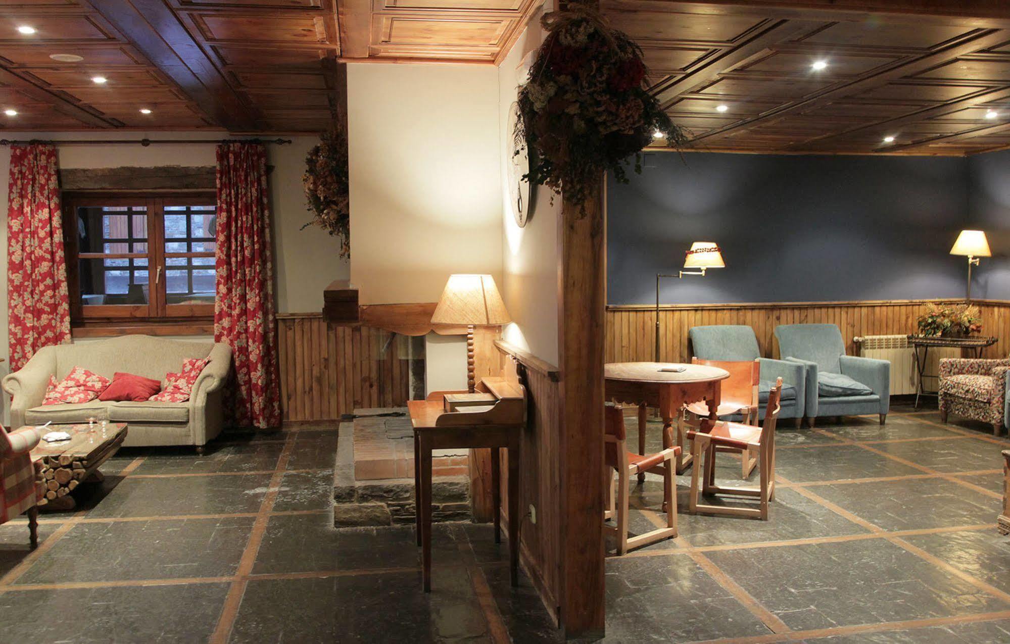 Hotel Chalet Bassibe Baqueira Beret Zewnętrze zdjęcie